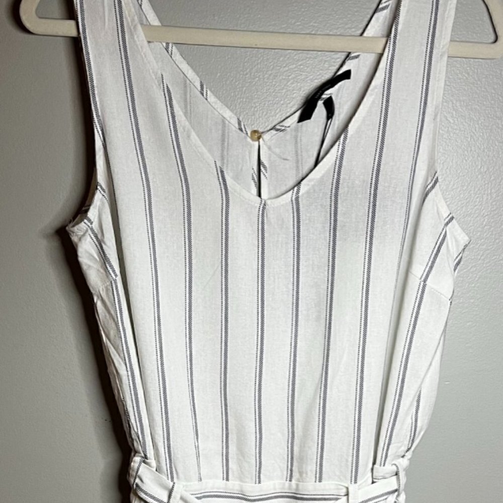 NWT Vero Moda Linen Blend Romper Womens Striped White Gray Sleeveless Size M